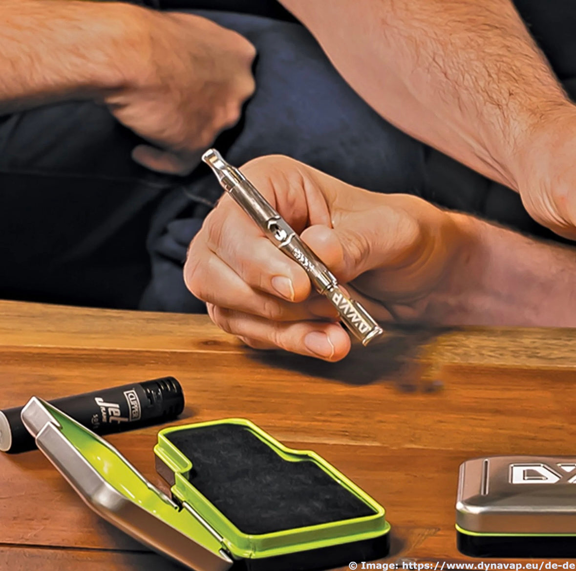 DynaVap M7 XL Mechanischer Verdampfer für Kräuter inkl. Metall-Case und Feuerzeug